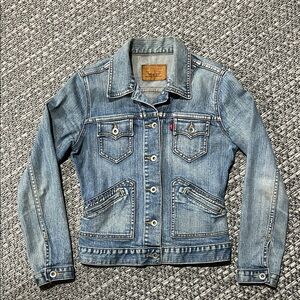 Levi’s | Womens Vintage Denim Trucker Jacket